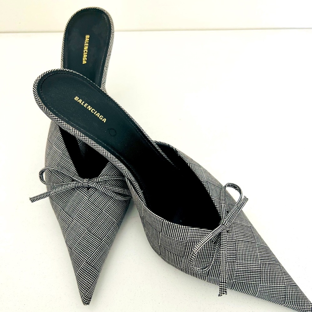 SALE 🔥Balenciaga Knife Mules - Picture 1 of 10